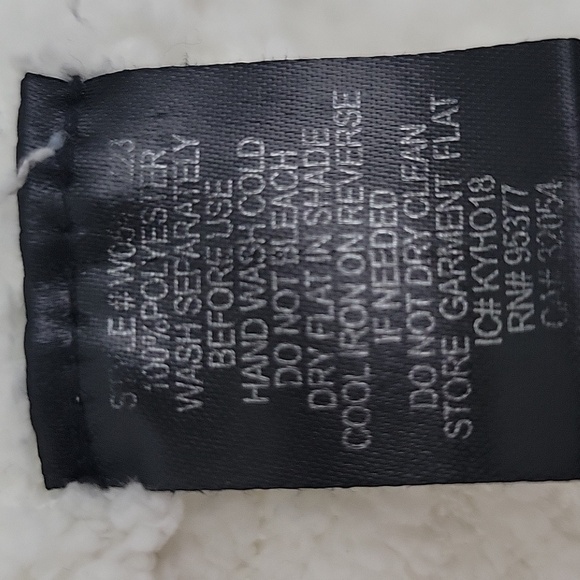 SANCTUARY White Teddy Sweater Women's Size Small - Picture 9 of 12